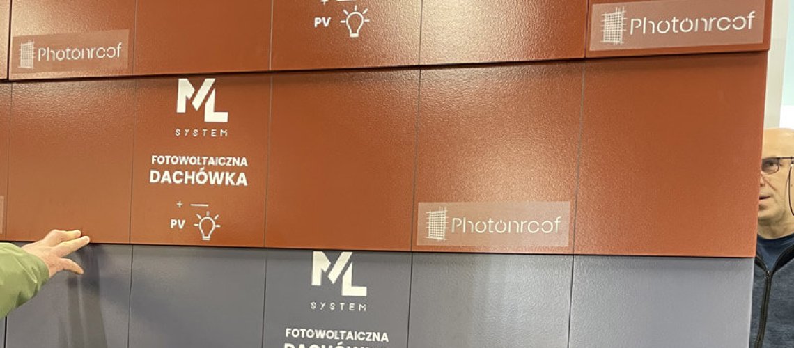 dachówka fotowoltaiczna